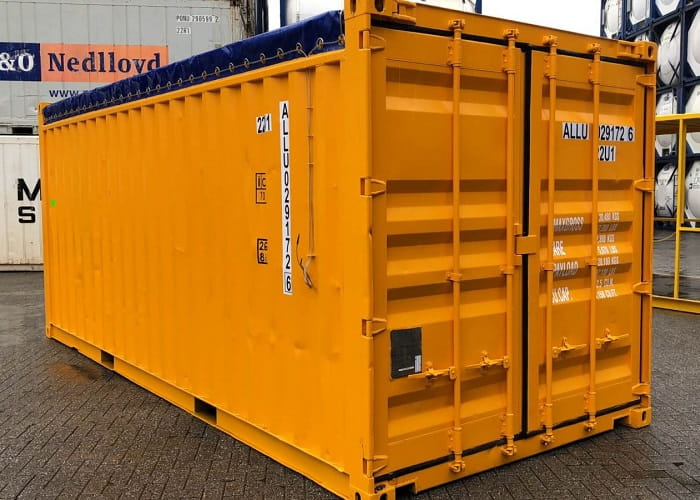 حمل دریایی با کانتینر