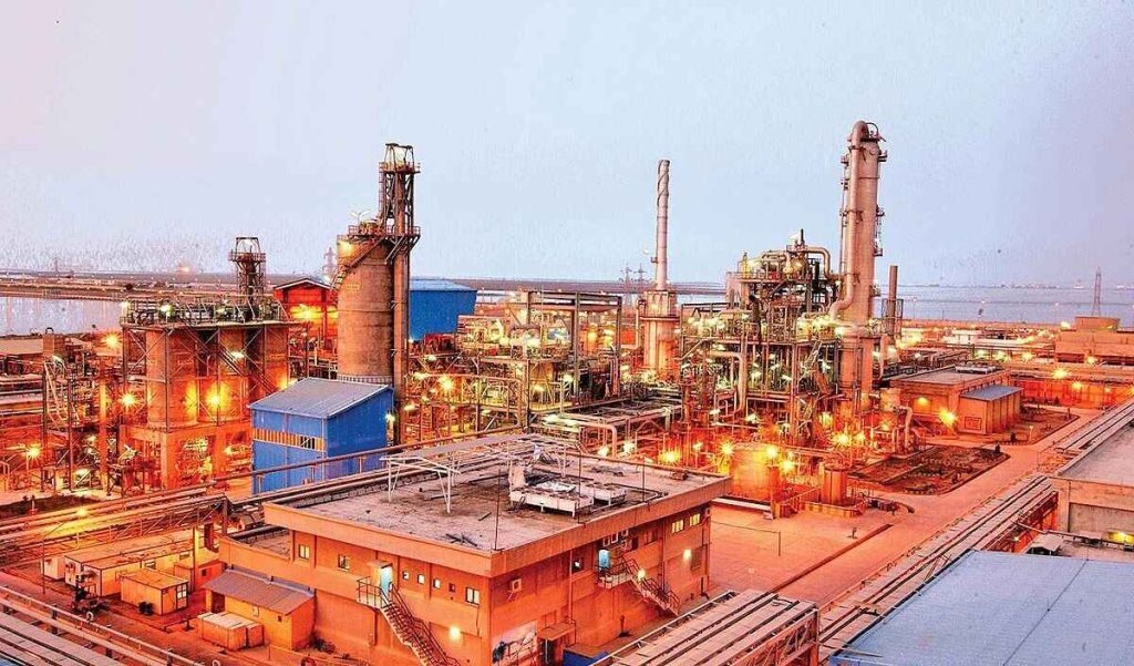 گاز 12 پتروشیمی قطع شد